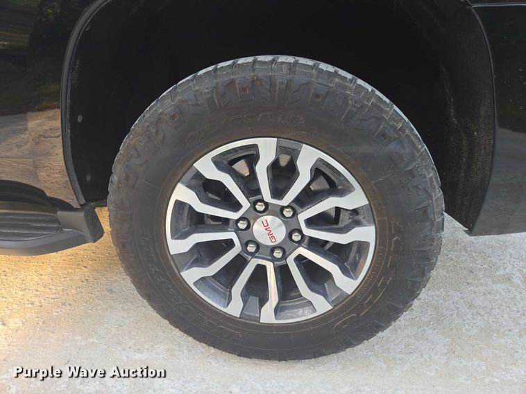 image for item FB9474 2020 Chevrolet Tahoe Police SUV