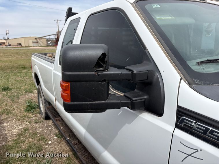 image for item FC2079 2012 Ford F350 Ext. Cab pickup truck