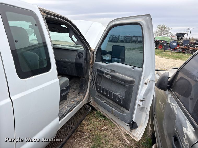image for item FC2079 2012 Ford F350 Ext. Cab pickup truck