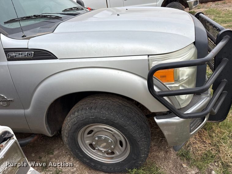 image for item FC2081 2012 Ford F250 Crew Cab pickup truck