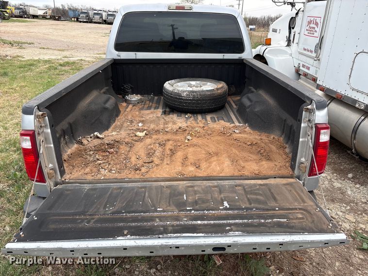 image for item FC2081 2012 Ford F250 Crew Cab pickup truck