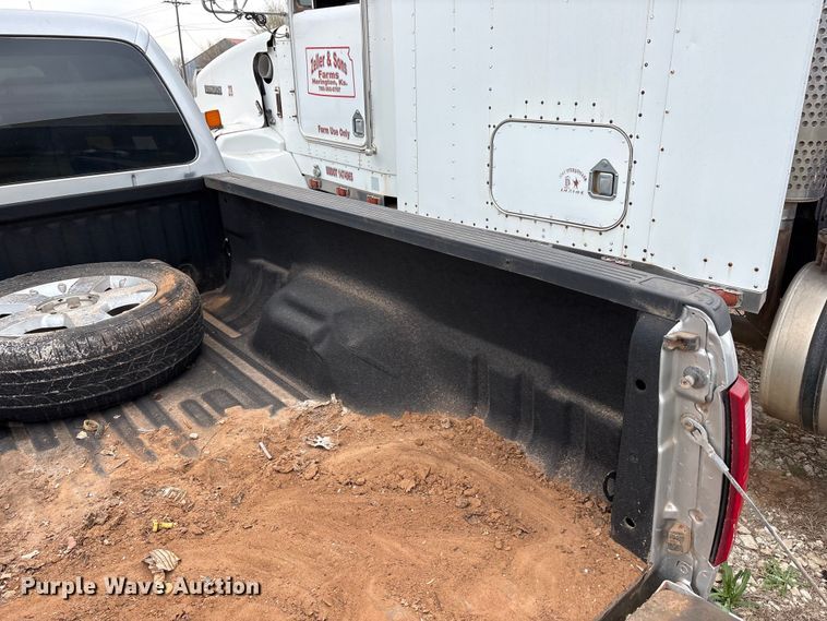 image for item FC2081 2012 Ford F250 Crew Cab pickup truck