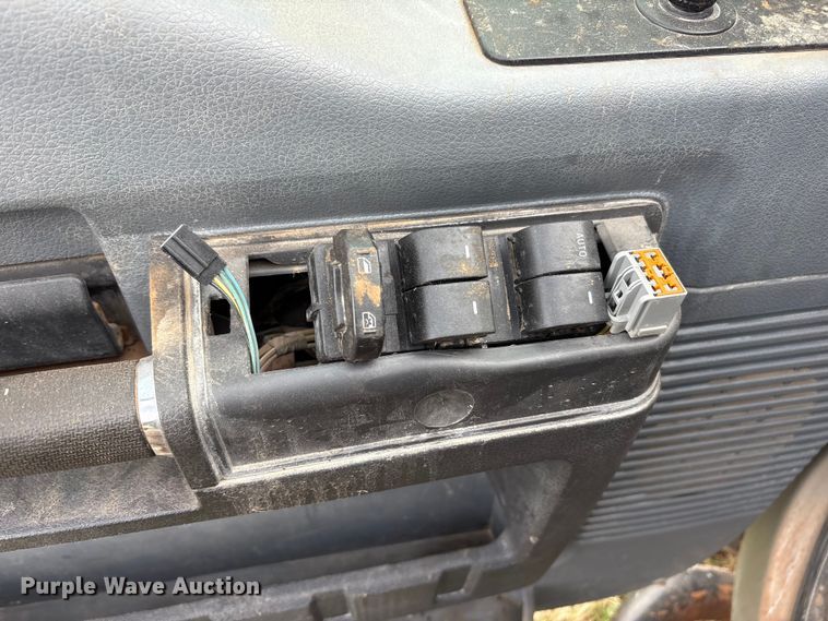 image for item FC2081 2012 Ford F250 Crew Cab pickup truck