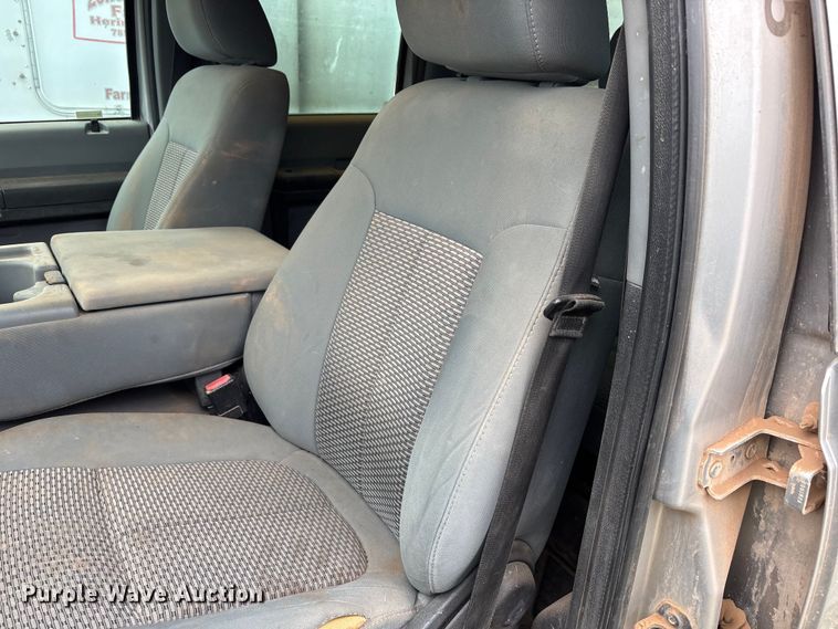 image for item FC2081 2012 Ford F250 Crew Cab pickup truck