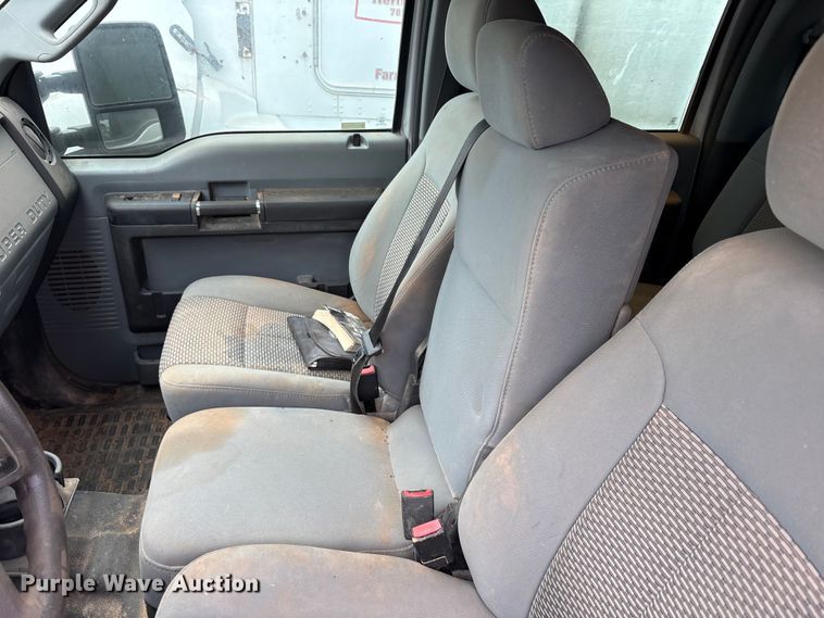 image for item FC2081 2012 Ford F250 Crew Cab pickup truck