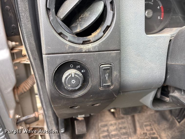 image for item FC2081 2012 Ford F250 Crew Cab pickup truck