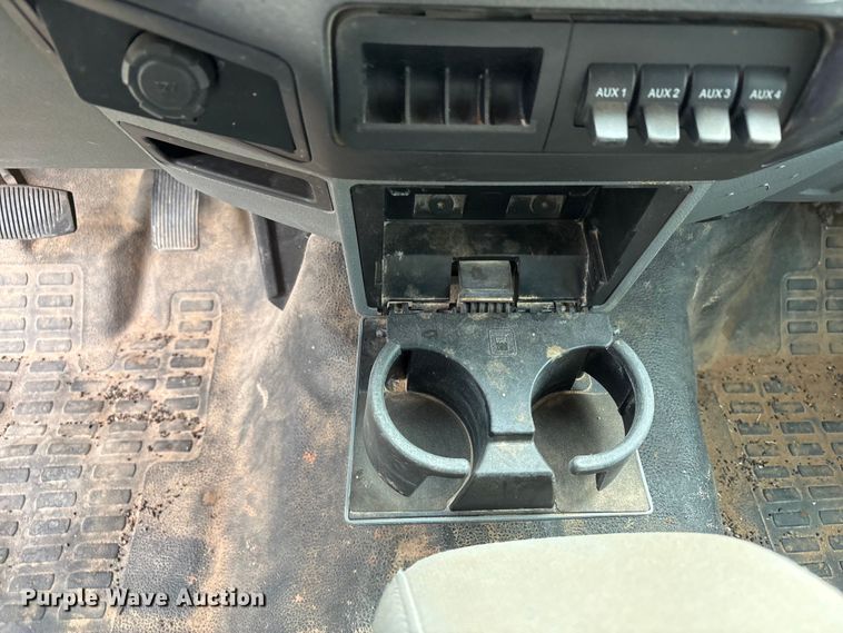 image for item FC2081 2012 Ford F250 Crew Cab pickup truck
