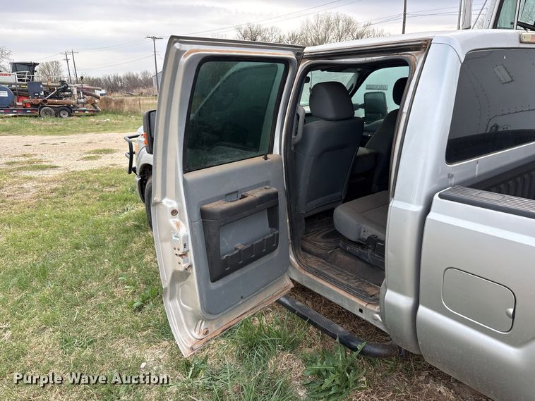 image for item FC2081 2012 Ford F250 Crew Cab pickup truck