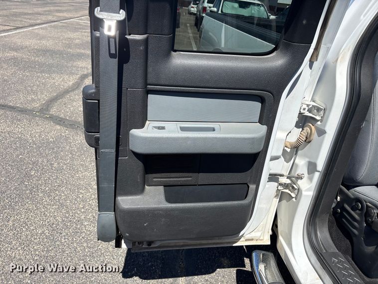 image for item FC2189 2013 Ford F150 XLT Ext. Cab pickup truck