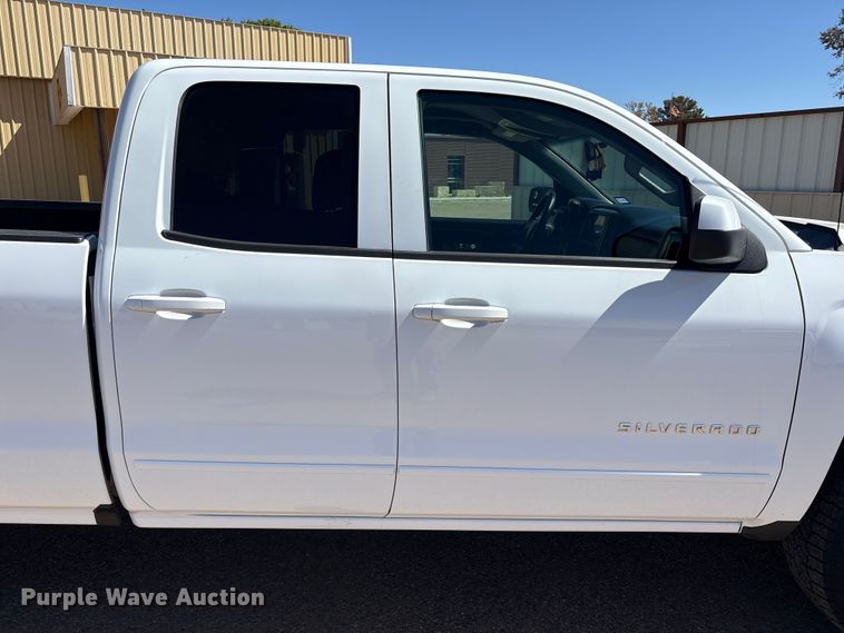 image for item FC2215 2019 Chevrolet Silverado 1500 Ext. Cab pickup truck