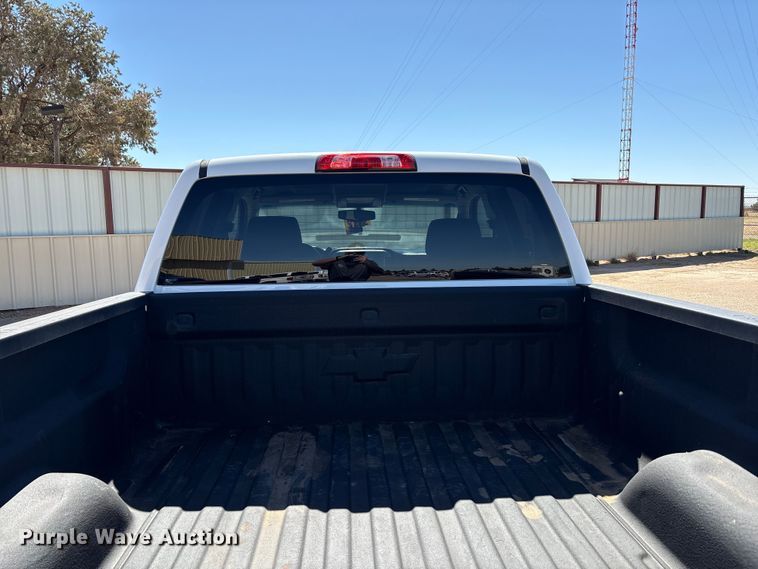 image for item FC2215 2019 Chevrolet Silverado 1500 Ext. Cab pickup truck