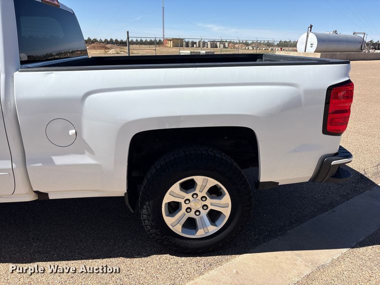 image for item FC2215 2019 Chevrolet Silverado 1500 Ext. Cab pickup truck