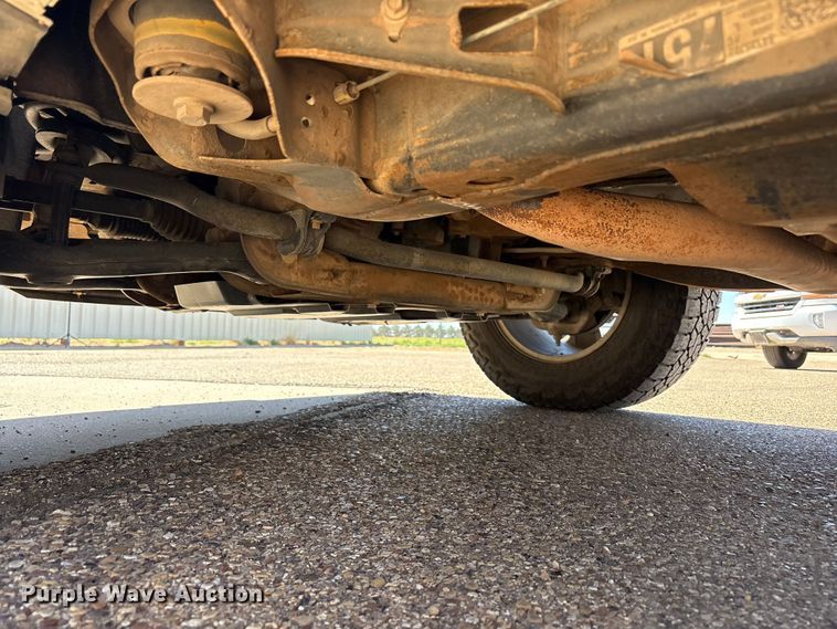 image for item FC2215 2019 Chevrolet Silverado 1500 Ext. Cab pickup truck