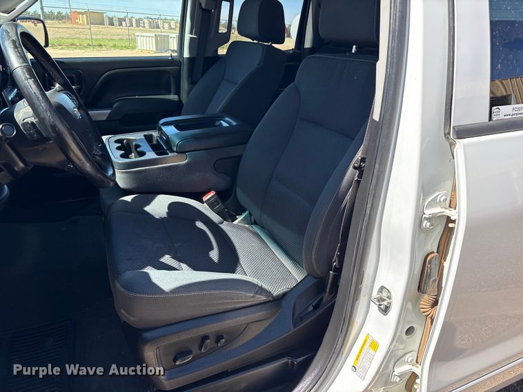 image for item FC2215 2019 Chevrolet Silverado 1500 Ext. Cab pickup truck