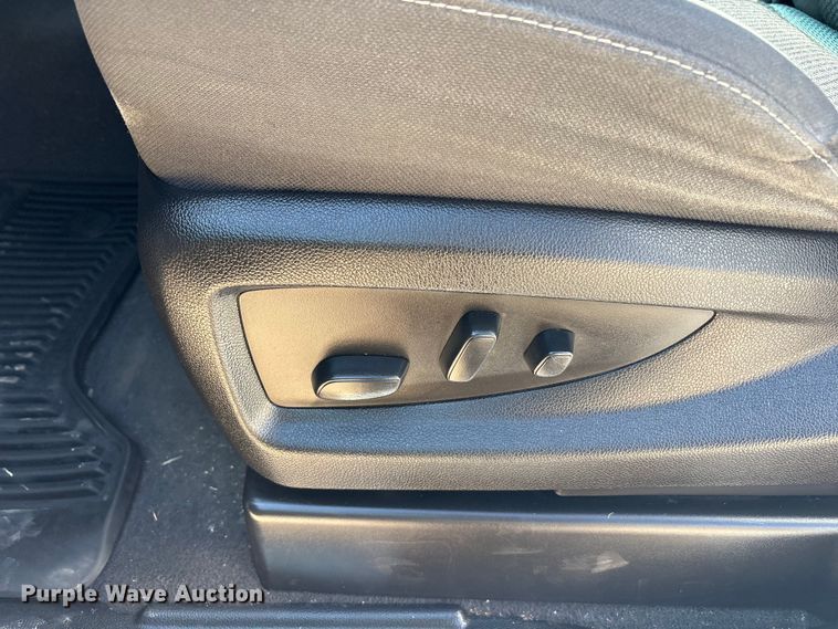 image for item FC2215 2019 Chevrolet Silverado 1500 Ext. Cab pickup truck