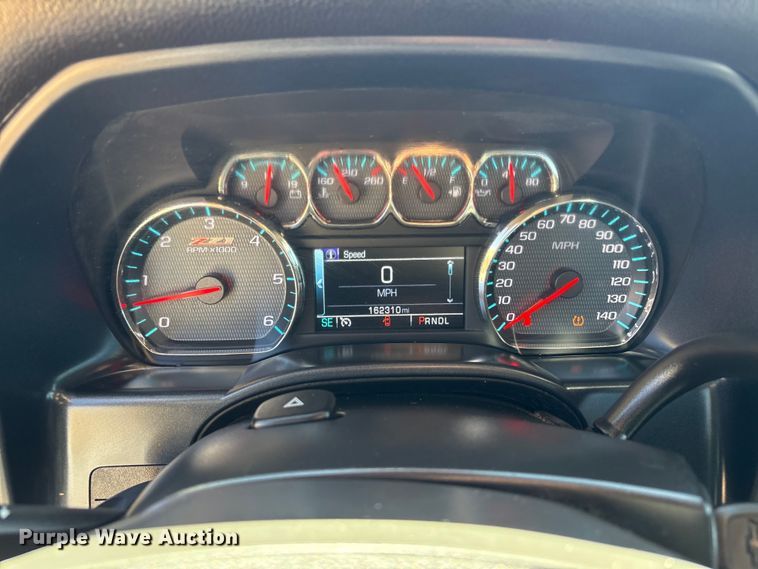 image for item FC2215 2019 Chevrolet Silverado 1500 Ext. Cab pickup truck