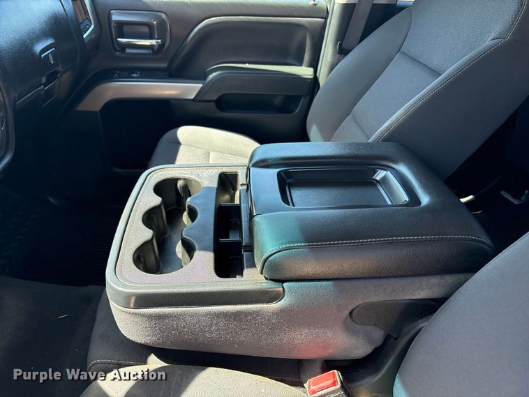 image for item FC2215 2019 Chevrolet Silverado 1500 Ext. Cab pickup truck