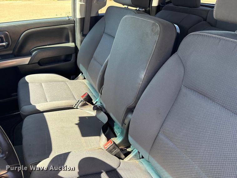 image for item FC2215 2019 Chevrolet Silverado 1500 Ext. Cab pickup truck