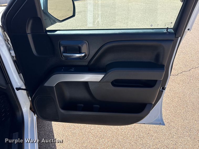 image for item FC2215 2019 Chevrolet Silverado 1500 Ext. Cab pickup truck