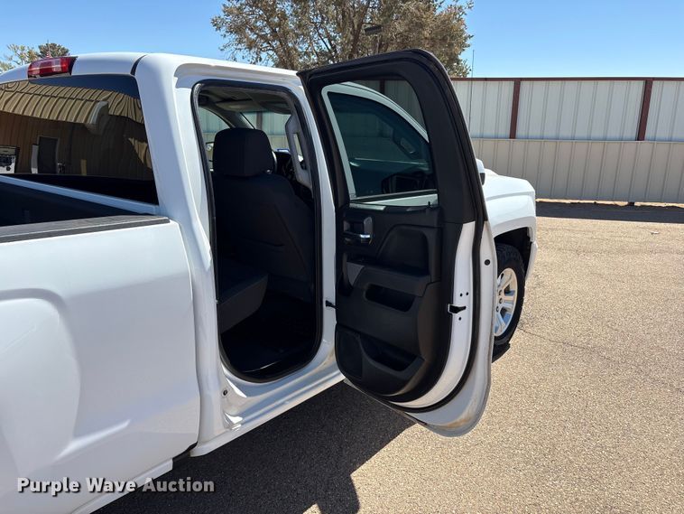image for item FC2215 2019 Chevrolet Silverado 1500 Ext. Cab pickup truck