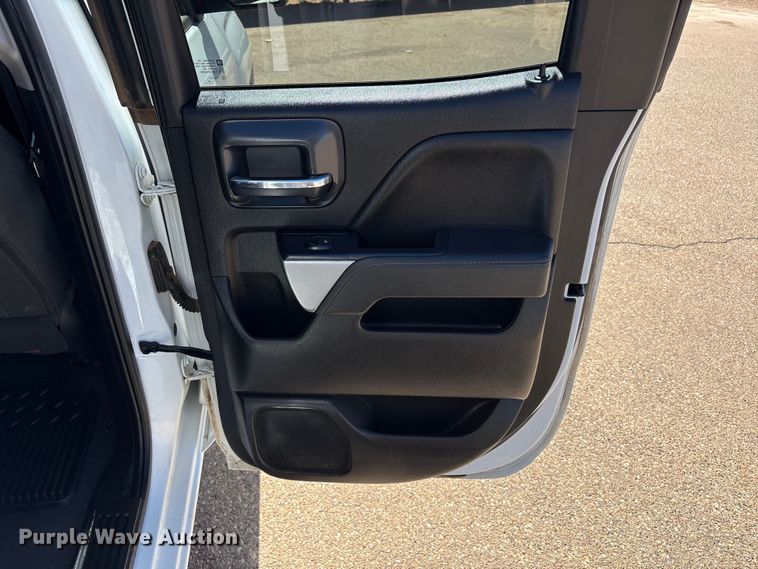 image for item FC2215 2019 Chevrolet Silverado 1500 Ext. Cab pickup truck