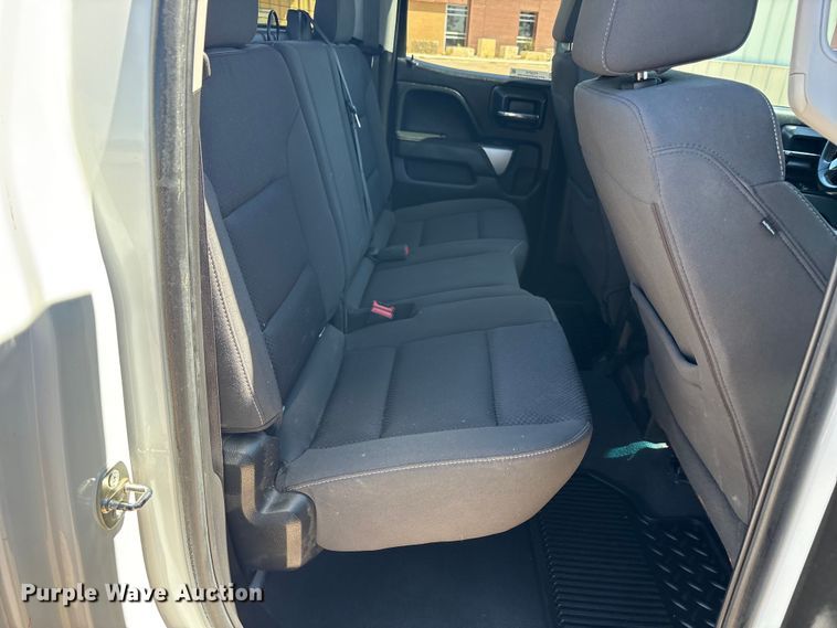 image for item FC2215 2019 Chevrolet Silverado 1500 Ext. Cab pickup truck