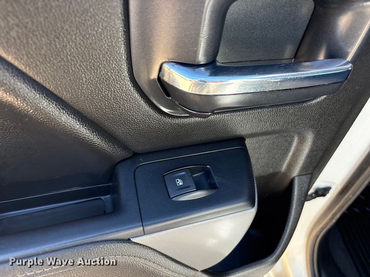 image for item FC2215 2019 Chevrolet Silverado 1500 Ext. Cab pickup truck