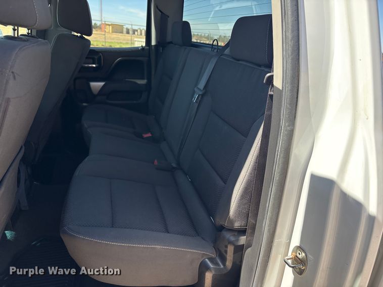 image for item FC2215 2019 Chevrolet Silverado 1500 Ext. Cab pickup truck