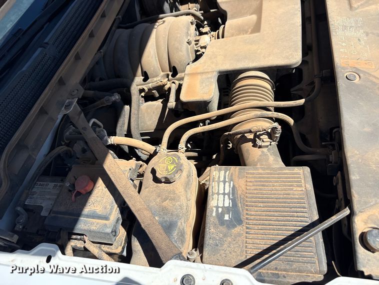 image for item FC2215 2019 Chevrolet Silverado 1500 Ext. Cab pickup truck