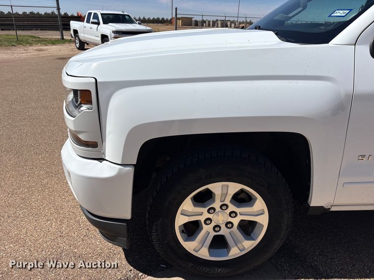 image for item FC2216 2018 Chevrolet Silverado 1500 Ext. Cab pickup truck