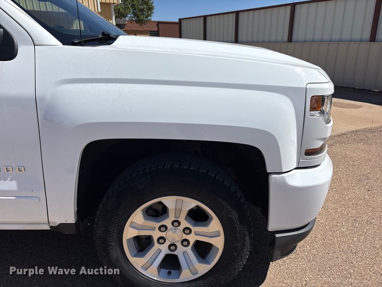 image for item FC2216 2018 Chevrolet Silverado 1500 Ext. Cab pickup truck