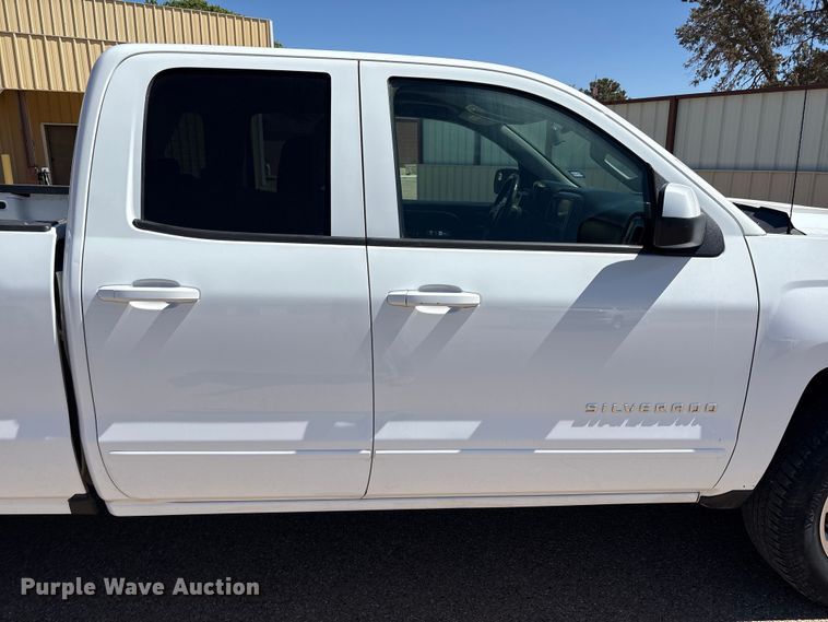 image for item FC2216 2018 Chevrolet Silverado 1500 Ext. Cab pickup truck