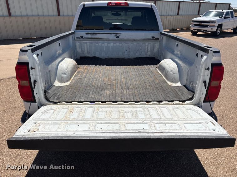 image for item FC2216 2018 Chevrolet Silverado 1500 Ext. Cab pickup truck