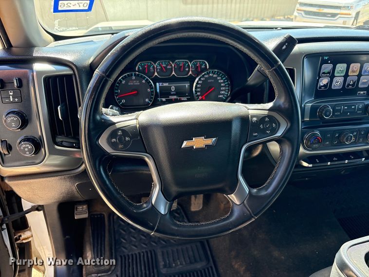 image for item FC2216 2018 Chevrolet Silverado 1500 Ext. Cab pickup truck