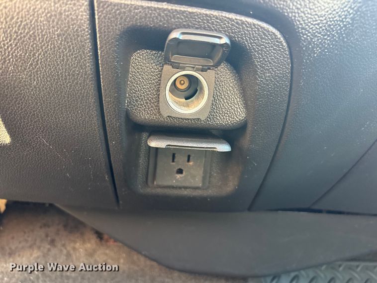 image for item FC2216 2018 Chevrolet Silverado 1500 Ext. Cab pickup truck