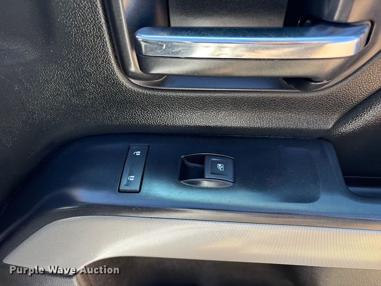 image for item FC2216 2018 Chevrolet Silverado 1500 Ext. Cab pickup truck