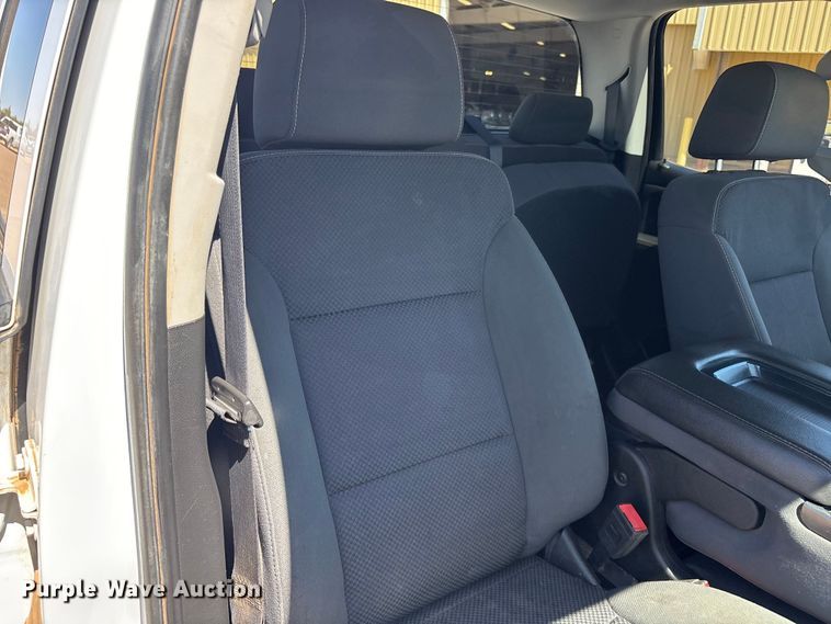 image for item FC2216 2018 Chevrolet Silverado 1500 Ext. Cab pickup truck