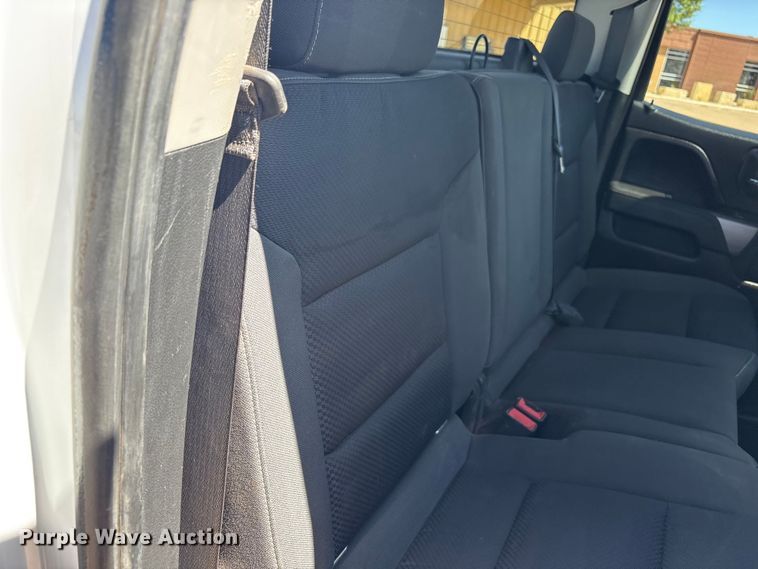 image for item FC2216 2018 Chevrolet Silverado 1500 Ext. Cab pickup truck
