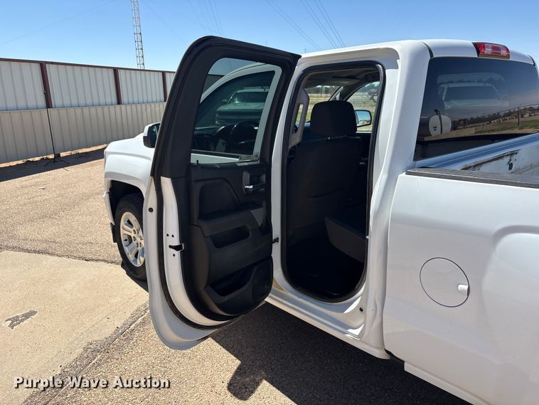 image for item FC2216 2018 Chevrolet Silverado 1500 Ext. Cab pickup truck