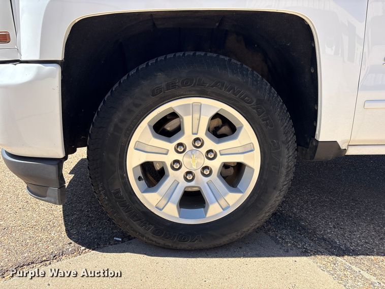 image for item FC2216 2018 Chevrolet Silverado 1500 Ext. Cab pickup truck