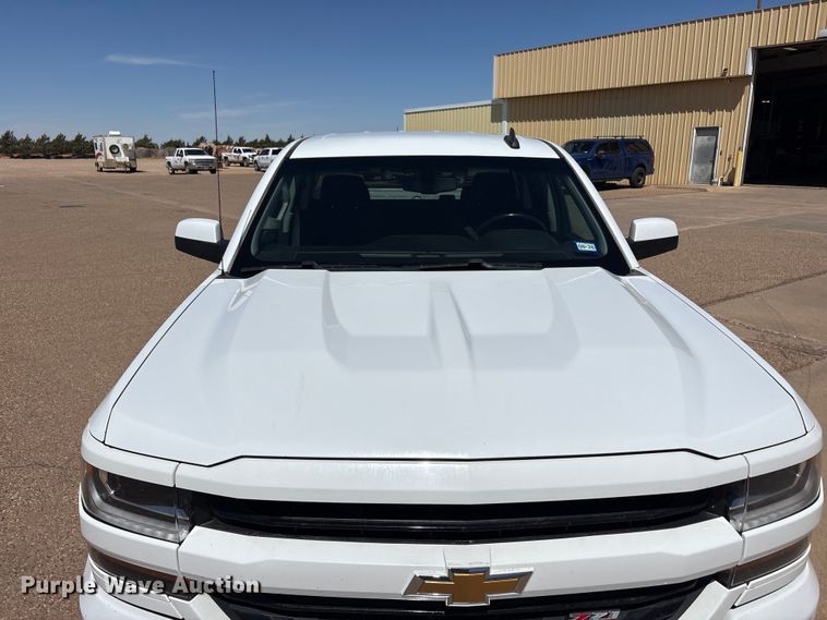 image for item FC2217 2018 Chevrolet Silverado 1500 Ext. Cab pickup truck