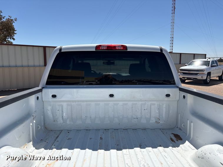 image for item FC2217 2018 Chevrolet Silverado 1500 Ext. Cab pickup truck