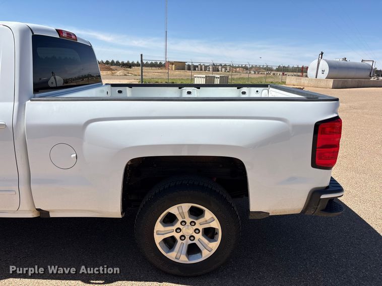image for item FC2217 2018 Chevrolet Silverado 1500 Ext. Cab pickup truck