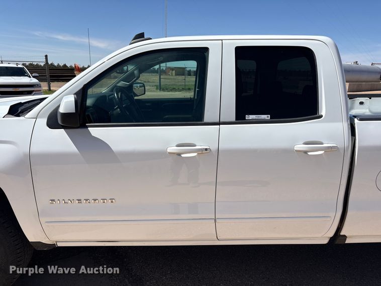 image for item FC2217 2018 Chevrolet Silverado 1500 Ext. Cab pickup truck