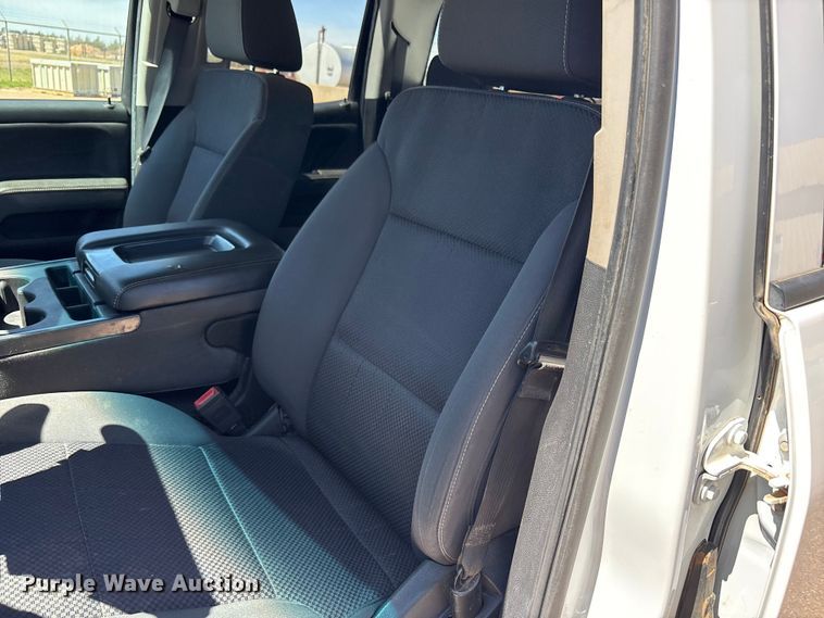 image for item FC2217 2018 Chevrolet Silverado 1500 Ext. Cab pickup truck