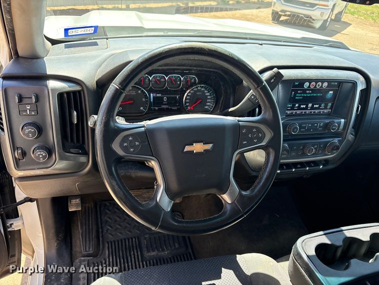 image for item FC2217 2018 Chevrolet Silverado 1500 Ext. Cab pickup truck