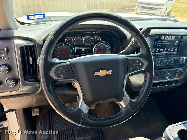image for item FC2217 2018 Chevrolet Silverado 1500 Ext. Cab pickup truck