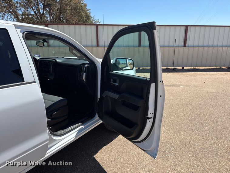 image for item FC2217 2018 Chevrolet Silverado 1500 Ext. Cab pickup truck