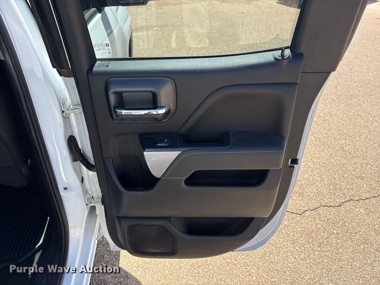 image for item FC2217 2018 Chevrolet Silverado 1500 Ext. Cab pickup truck