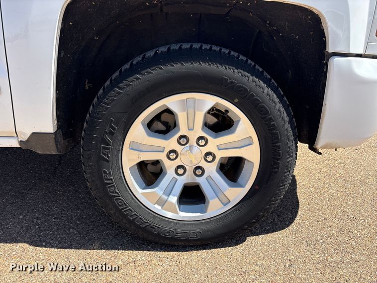 image for item FC2217 2018 Chevrolet Silverado 1500 Ext. Cab pickup truck